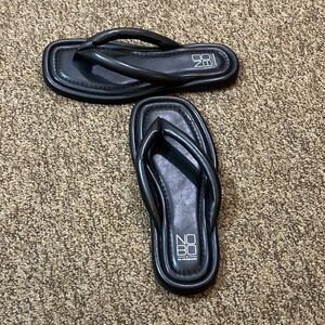 No Boundaries Black Sandals Women’s Size 8 US